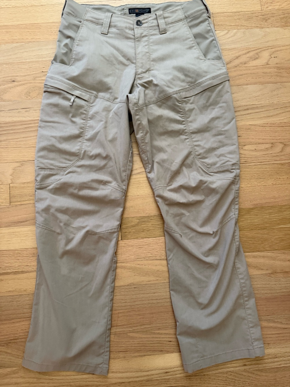 5.11 Tactical Mens 32 x 30 Khaki Tan Cargo Pants